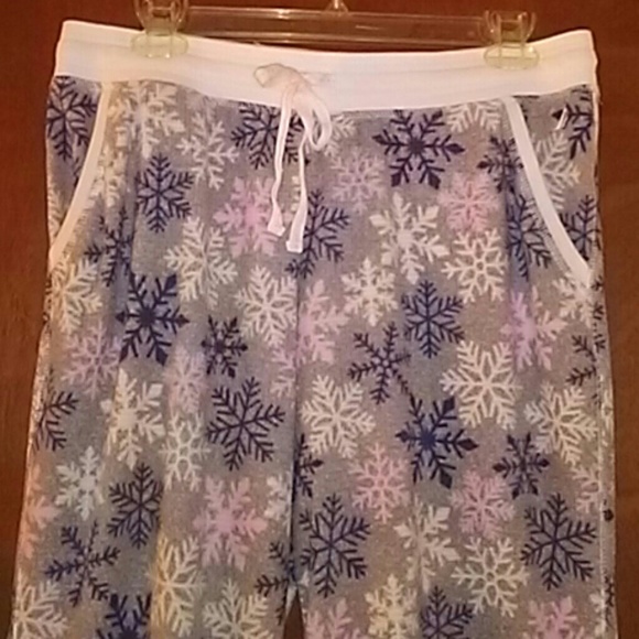 Nautica Gray Fleece Snowflake Lounge Pants Pajamas - Picture 2 of 5